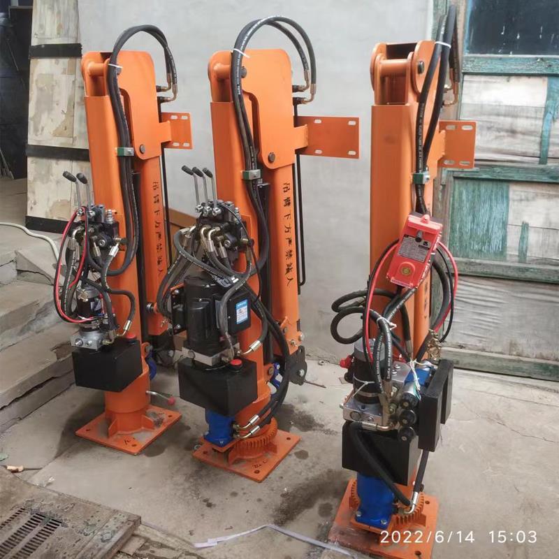 江汉区重汽蓝牌随车吊 3.2吨 国六动力强 液压驱动 农用自卸起重机